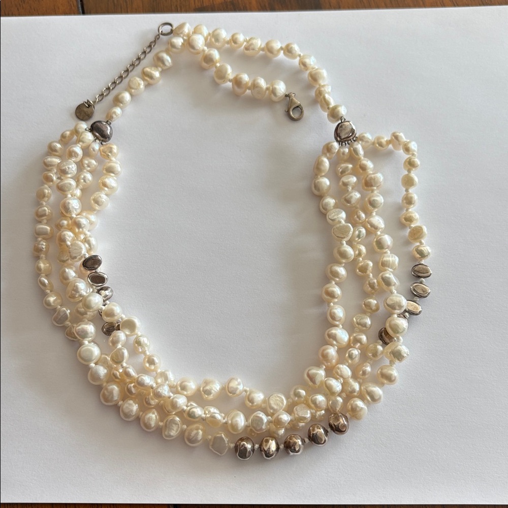Elegant Pearl Necklace